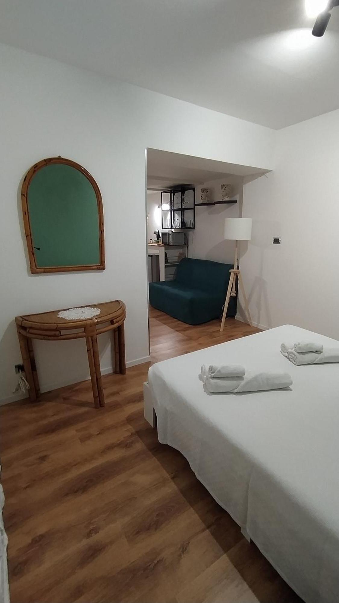 Guest House Alla Scala Caltagirone Exterior photo
